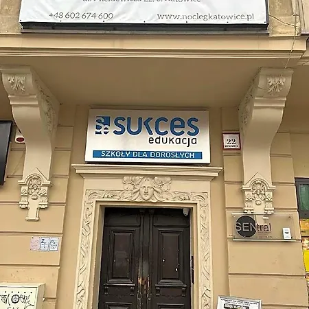 Mickiewicza Suits & 2*